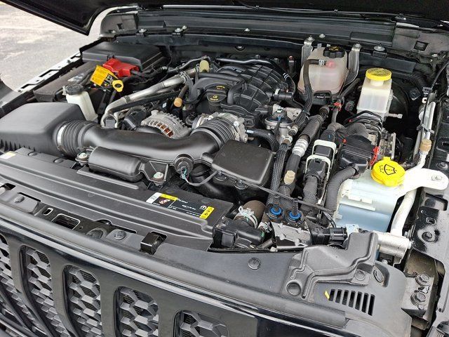 Certified 2023 Jeep Gladiator Sport AWD/4WD image 32