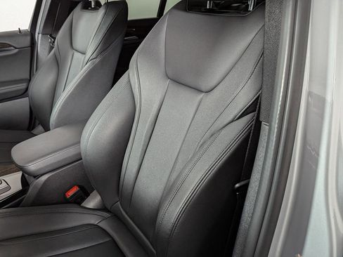 Used 2019 BMW X3 xDrive30i w/ Driving Assistance Package image 18