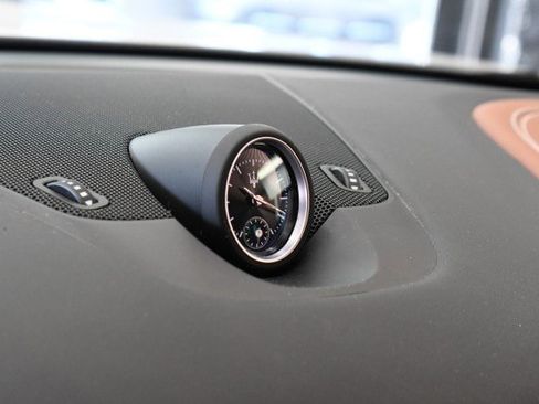 Used 2022 Maserati Levante GT AWD/4WD image 25