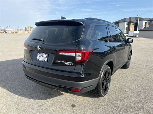 Used 2021 Honda Pilot Black Edition image 13