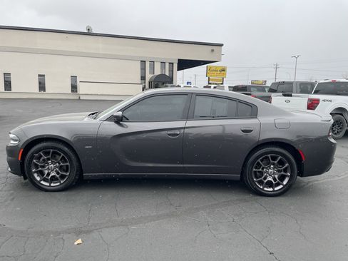 Used 2018 Dodge Charger GT image 5