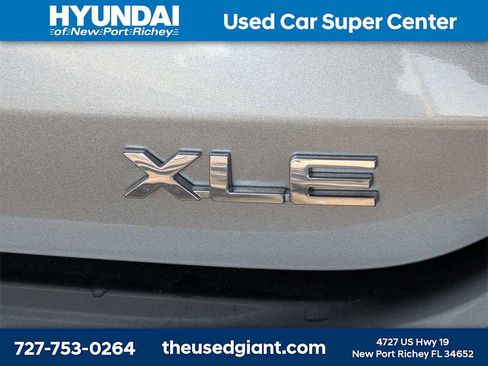 Used 2024 Toyota Highlander LE image 14