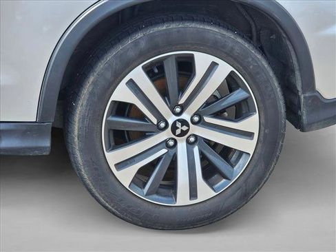 Used 2024 Mitsubishi Outlander Sport AWD image 14
