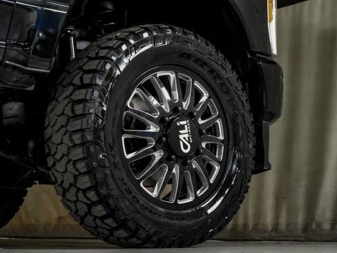 Used 2025 Ford F350 XLT image 51