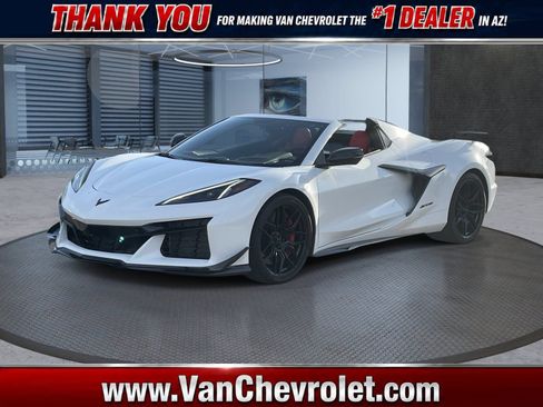 Used 2023 Chevrolet Corvette Z06 w/ Z07 Performance Package RWD image 1