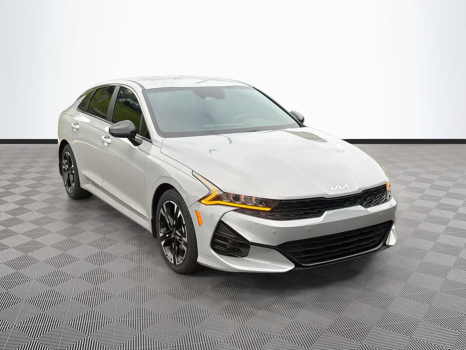 Used 2022 Kia K5 GT-Line FWD image 3