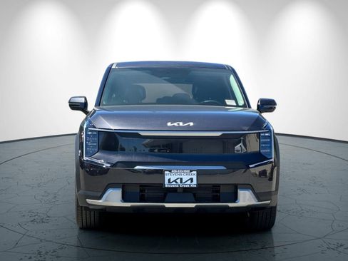 New 2026 Kia EV9 Light RWD image 9