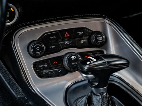 Used 2023 Dodge Challenger GT RWD image 31