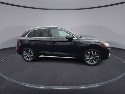 Used 2021 Audi Q5 Premium Plus image 9