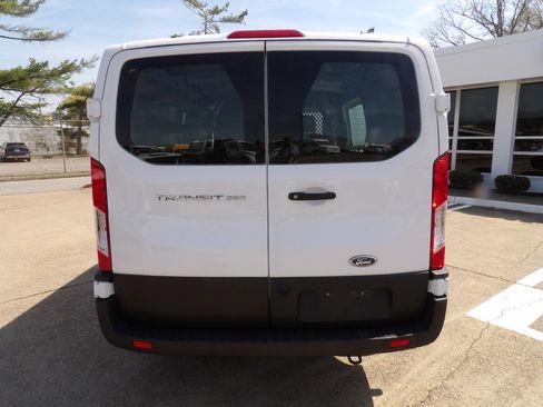 Used 2024 Ford Transit 250 Low Roof w/ Exterior Upgrade Package image 3