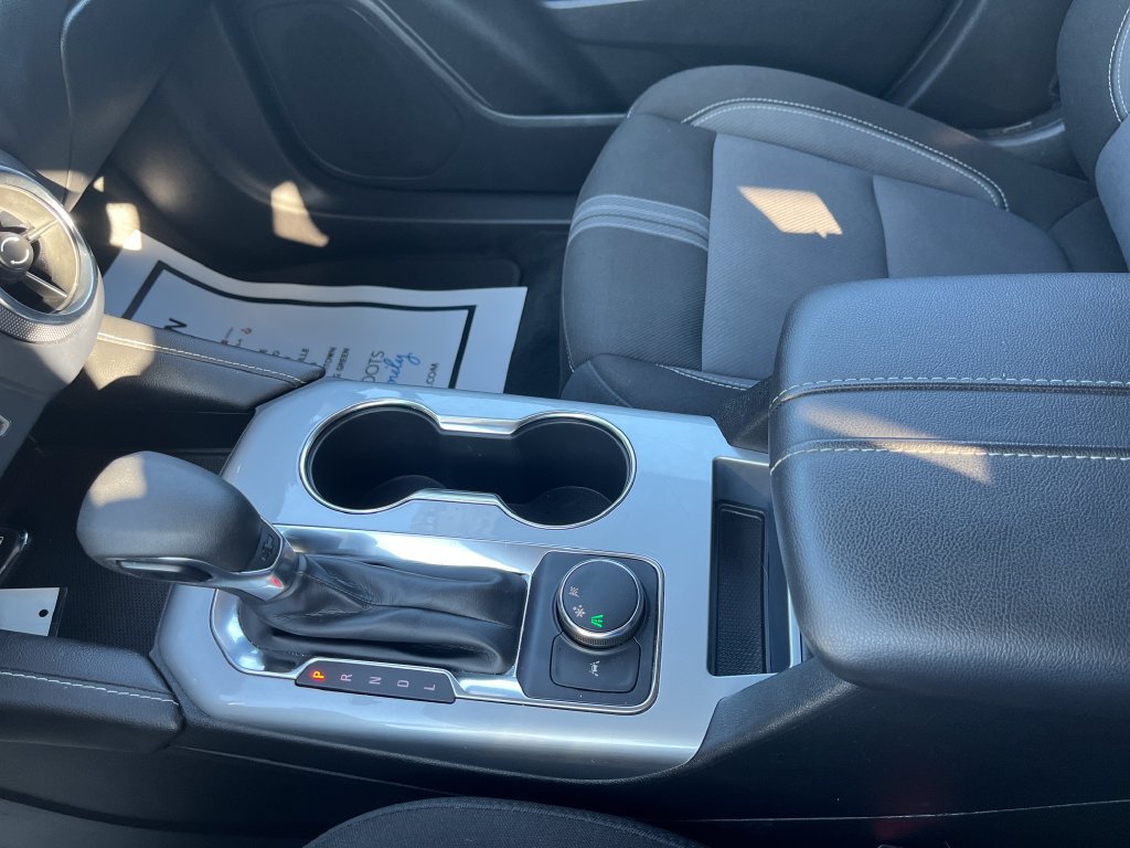 Used 2025 Chevrolet Blazer LT FWD image 20