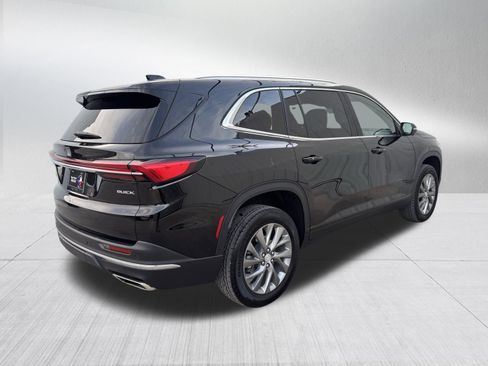 Used 2025 Buick Enclave Preferred image 6