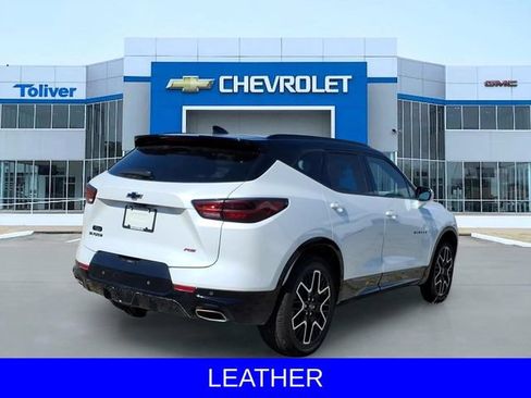 Used 2023 Chevrolet Blazer RS w/ Driver Confidence II Package FWD image 4