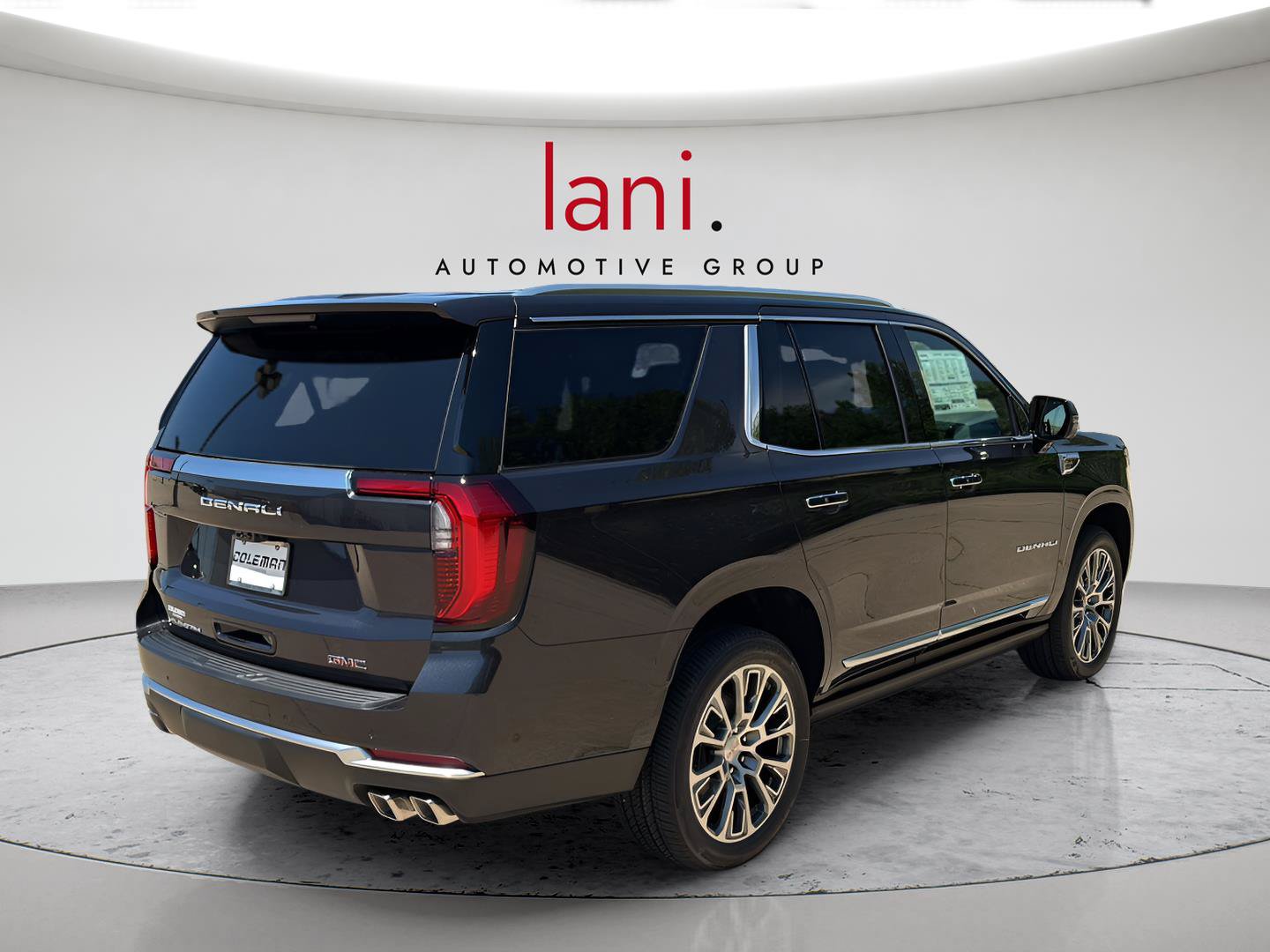 New 2026 GMC Yukon Denali w/ Denali Reserve Package AWD/4WD image 9