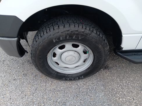 Used 2014 Ford F150 XL w/ Trailer Tow Package AWD/4WD image 2