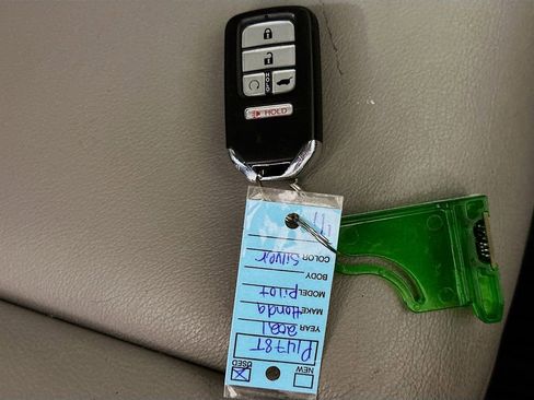 Used 2021 Honda Pilot Touring image 40