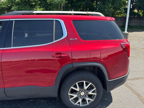 Used 2022 GMC Acadia SLE w/ Driver Convenience Package AWD/4WD image 4