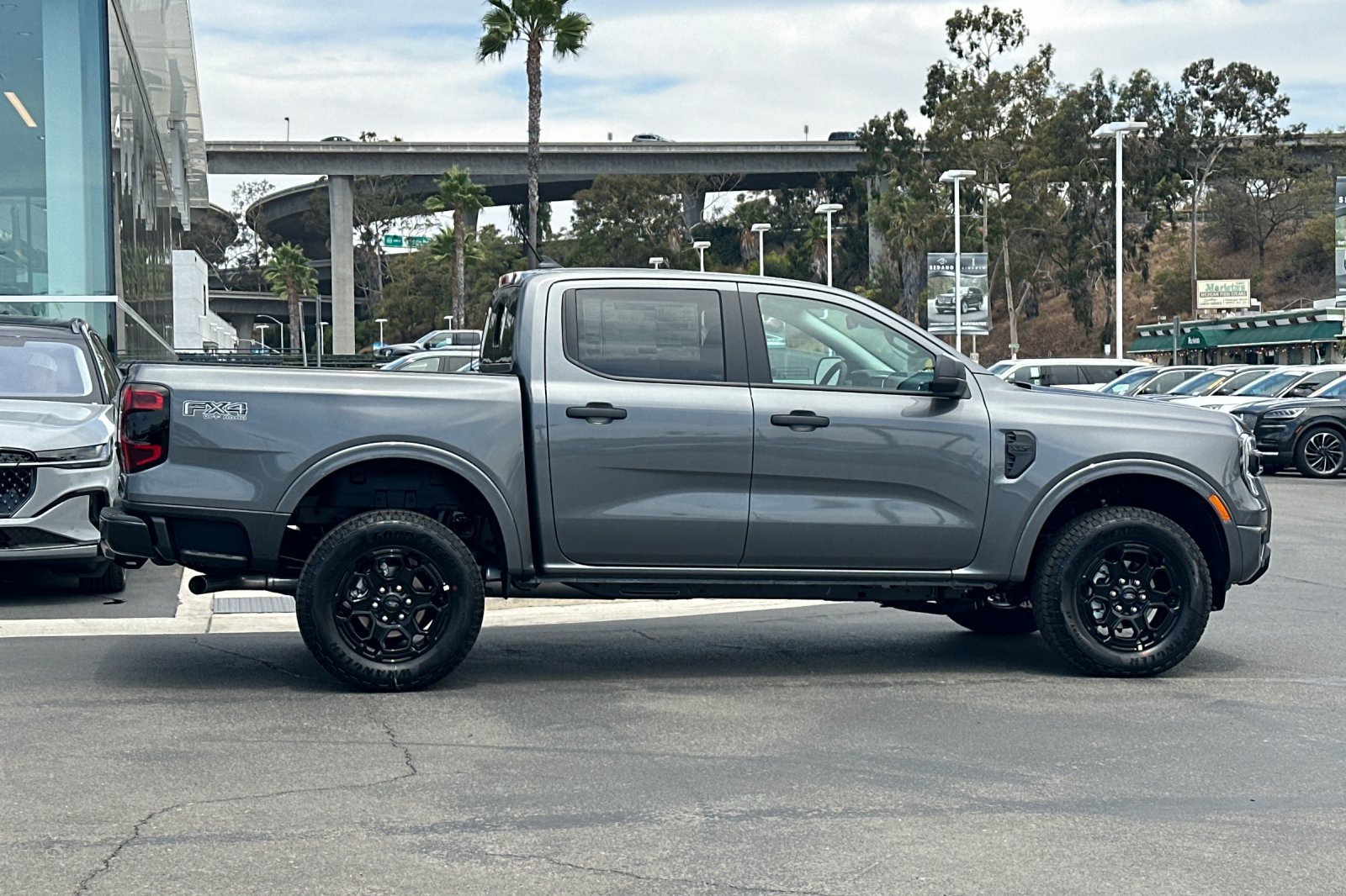 New 2026 Ford Ranger XLT w/ Equipment Group 301A High AWD/4WD image 2