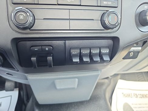Used 2015 Ford F250 XL w/ Power Equipment Group AWD/4WD image 27