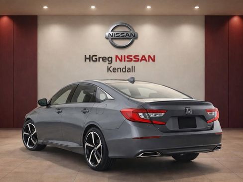Used 2020 Honda Accord Sport image 2