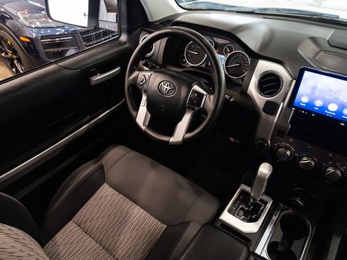 Used 2014 Toyota Tundra SR5 w/ SR5 Upgrade Package AWD/4WD image 10