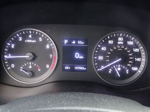 Used 2019 Hyundai Tucson Limited image 9