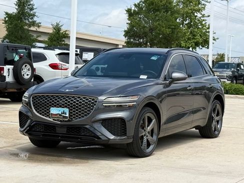 Used 2023 Genesis GV70 2.5T w/ Sport Prestige Package AWD/4WD image 7