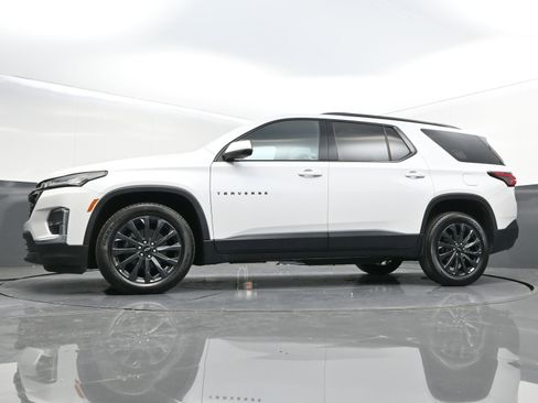 Certified 2023 Chevrolet Traverse RS image 35