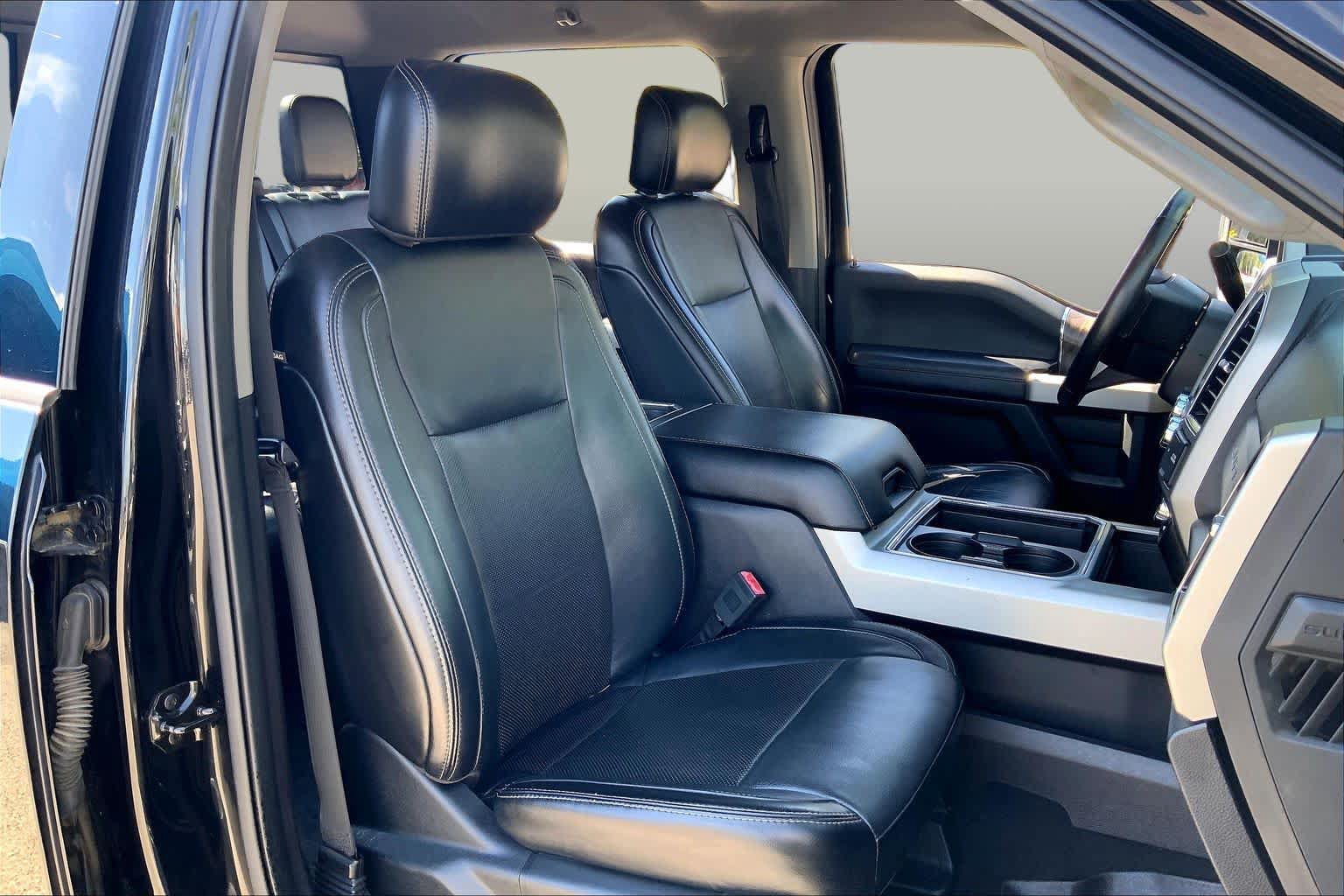 Used 2019 Ford F250 Lariat w/ Lariat Ultimate Package AWD/4WD image 9