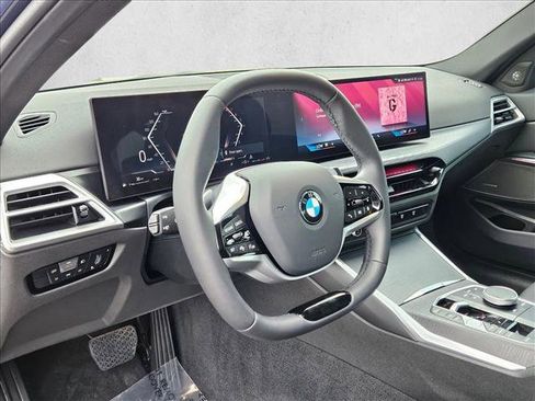 Used 2025 BMW 330i xDrive Sedan w/ M Sport Package AWD/4WD image 10
