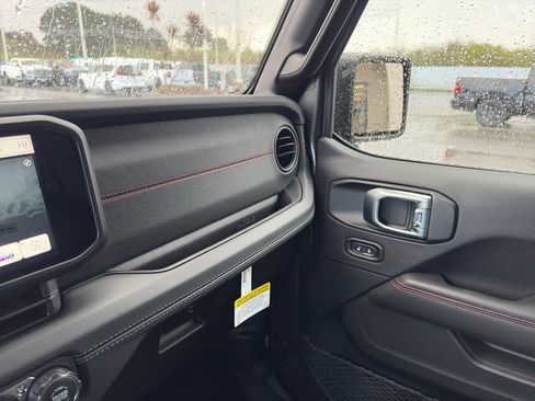 New 2026 Jeep Wrangler Unlimited Rubicon image 14