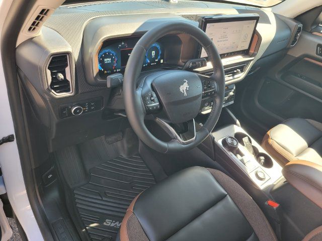 Certified 2025 Ford Bronco Sport Outer Banks w/ Outer Banks Tech Package+ AWD/4WD image 9