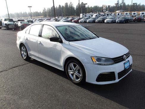 Used 2016 Volkswagen Jetta S FWD image 7