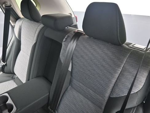 Used 2023 Nissan Rogue SV image 23