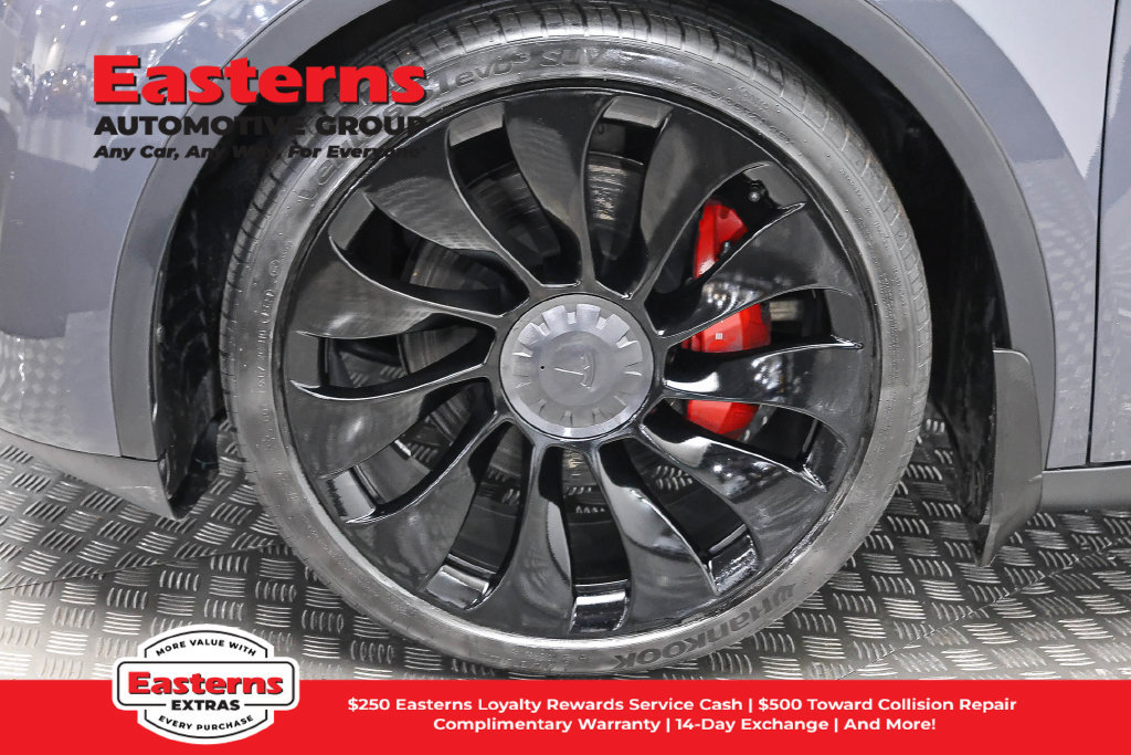 Used 2023 Tesla Model Y Performance AWD/4WD image 28