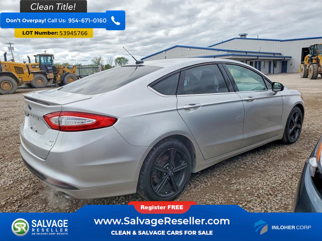 Used 2016 Ford Fusion SE FWD image 4