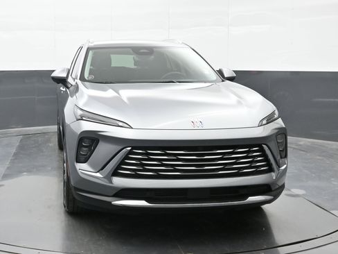 Used 2024 Buick Envision Preferred image 7