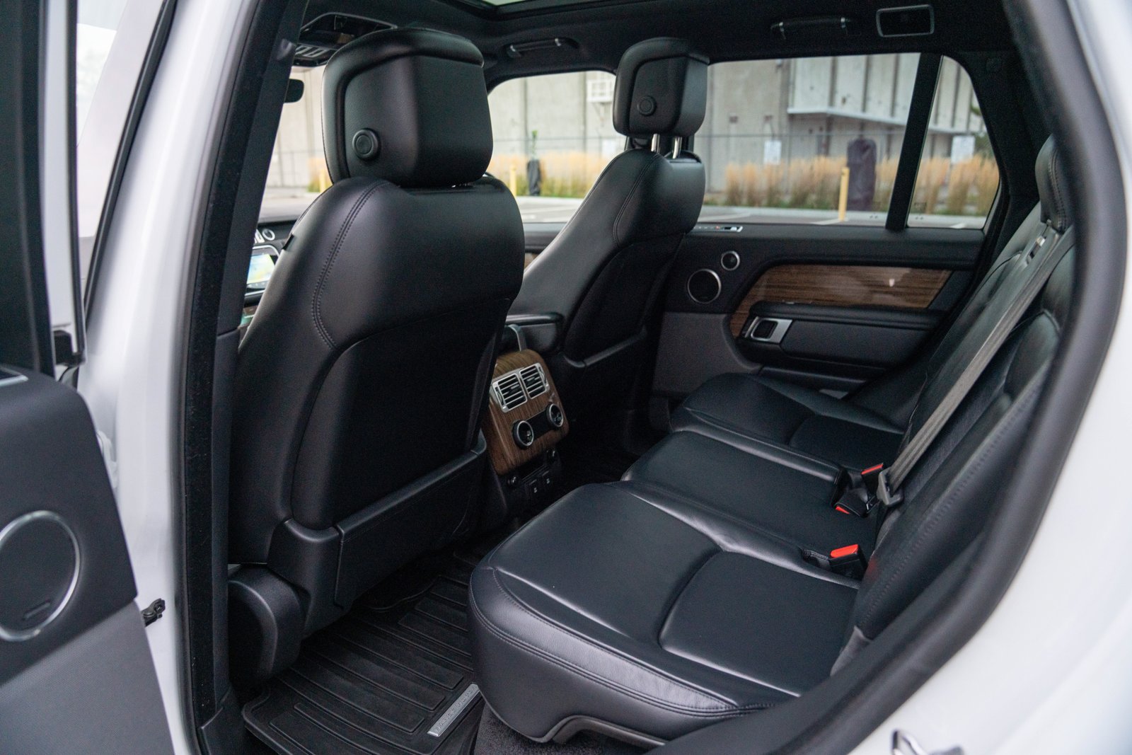 Used 2019 Land Rover Range Rover AWD/4WD image 22