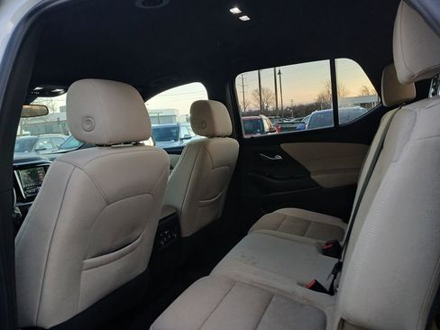 Certified 2022 Chevrolet Traverse LS w/ Midnight/Sport Edition image 26