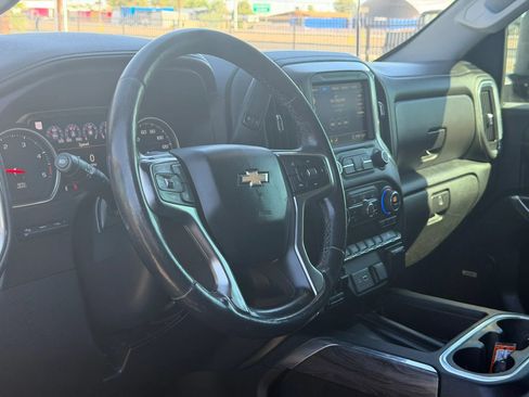 Used 2020 Chevrolet Silverado 2500 LTZ w/ LTZ Plus Package AWD/4WD image 17