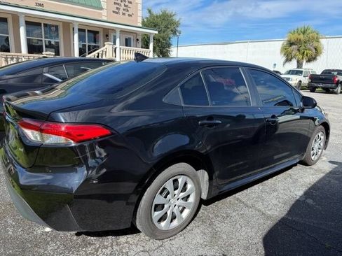 Used 2024 Toyota Corolla LE FWD image 6