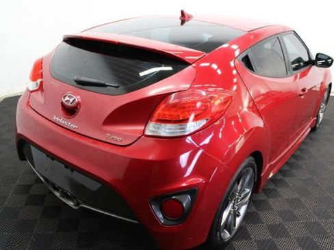 Used 2013 Hyundai Veloster Turbo FWD image 6