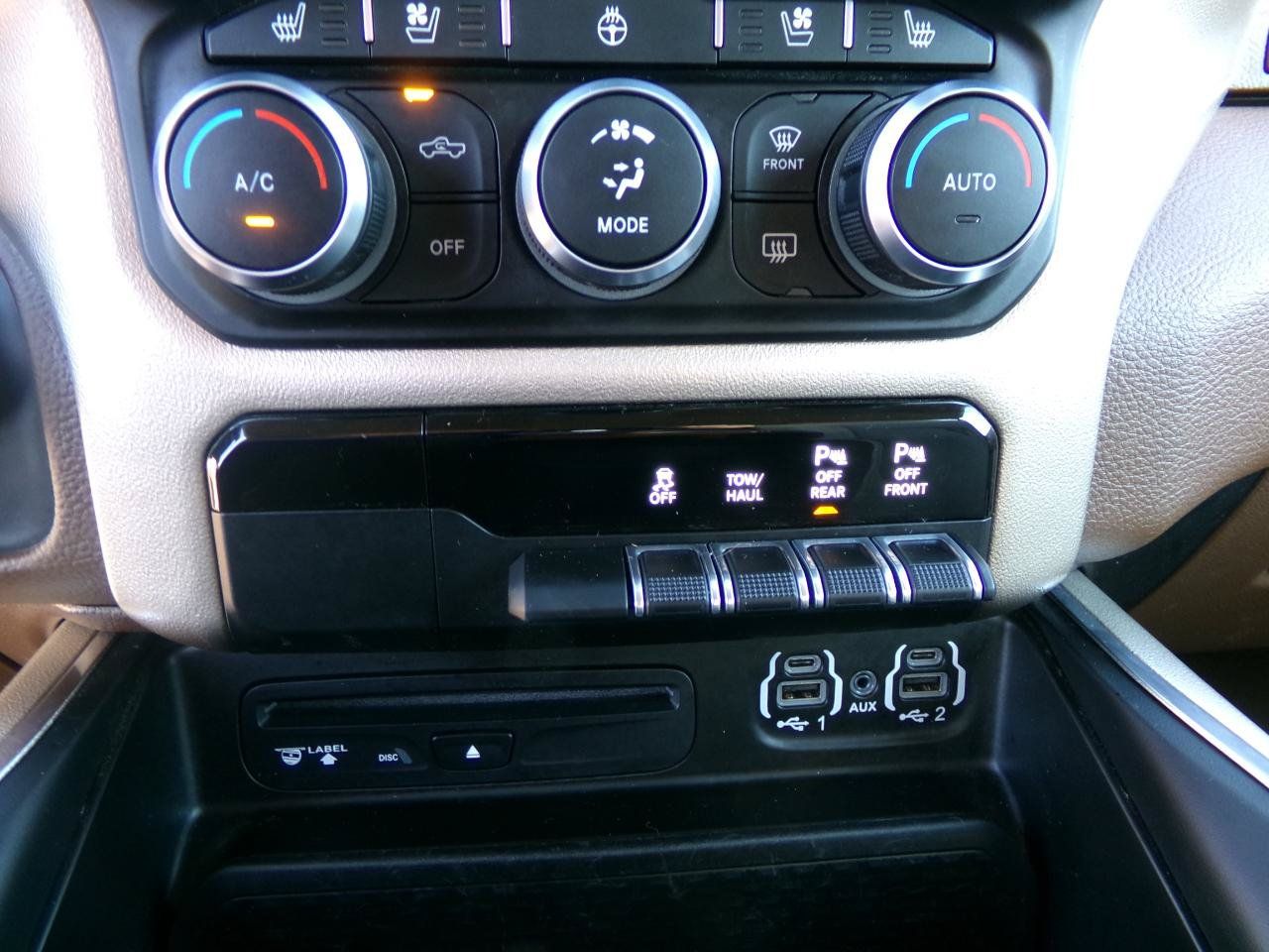 Used 2019 RAM 1500 Laramie AWD/4WD image 26