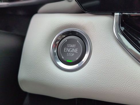 New 2026 GMC Canyon AT4X w/ AT4X AEV Edition AWD/4WD image 17