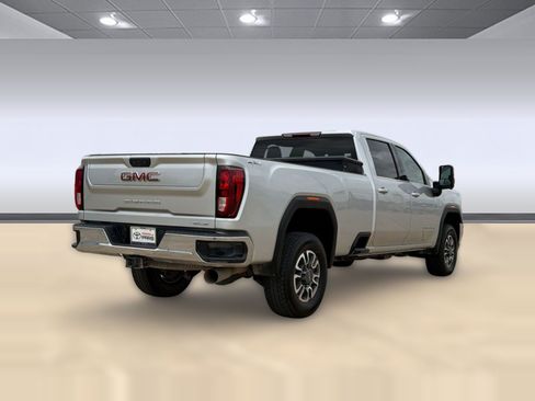 Used 2023 GMC Sierra 3500 SLE w/ SLE Value Package AWD/4WD image 9