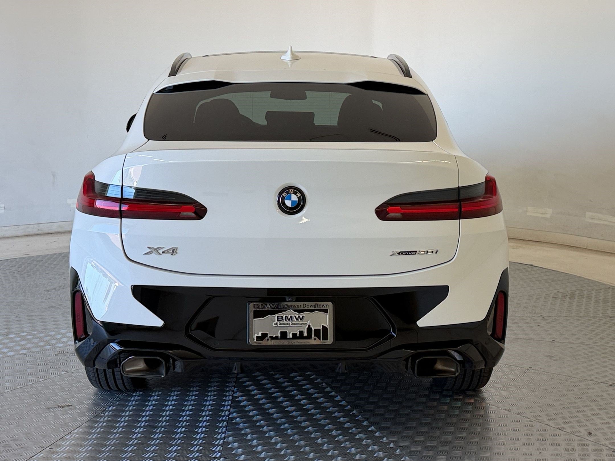 Certified 2023 BMW X4 xDrive30i w/ M Sport Package AWD/4WD image 10