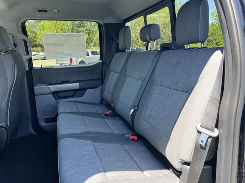 New 2026 Ford F250 XL w/ STX Appearance Package AWD/4WD image 23