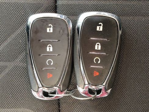 Used 2021 Chevrolet Trax LT w/ Sport Edition image 32