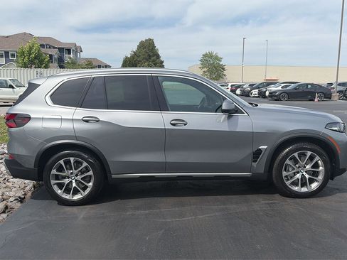 Certified 2024 BMW X5 xDrive40i w/ Parking Assistance Package image 6