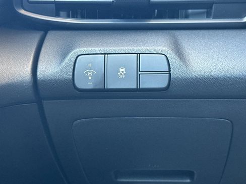 Used 2026 Hyundai Elantra Sport FWD image 33
